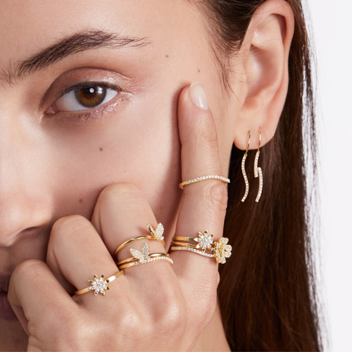 AHKAH爱怡珂灵动呈现2023春夏系列 “blooming花漾绽放”